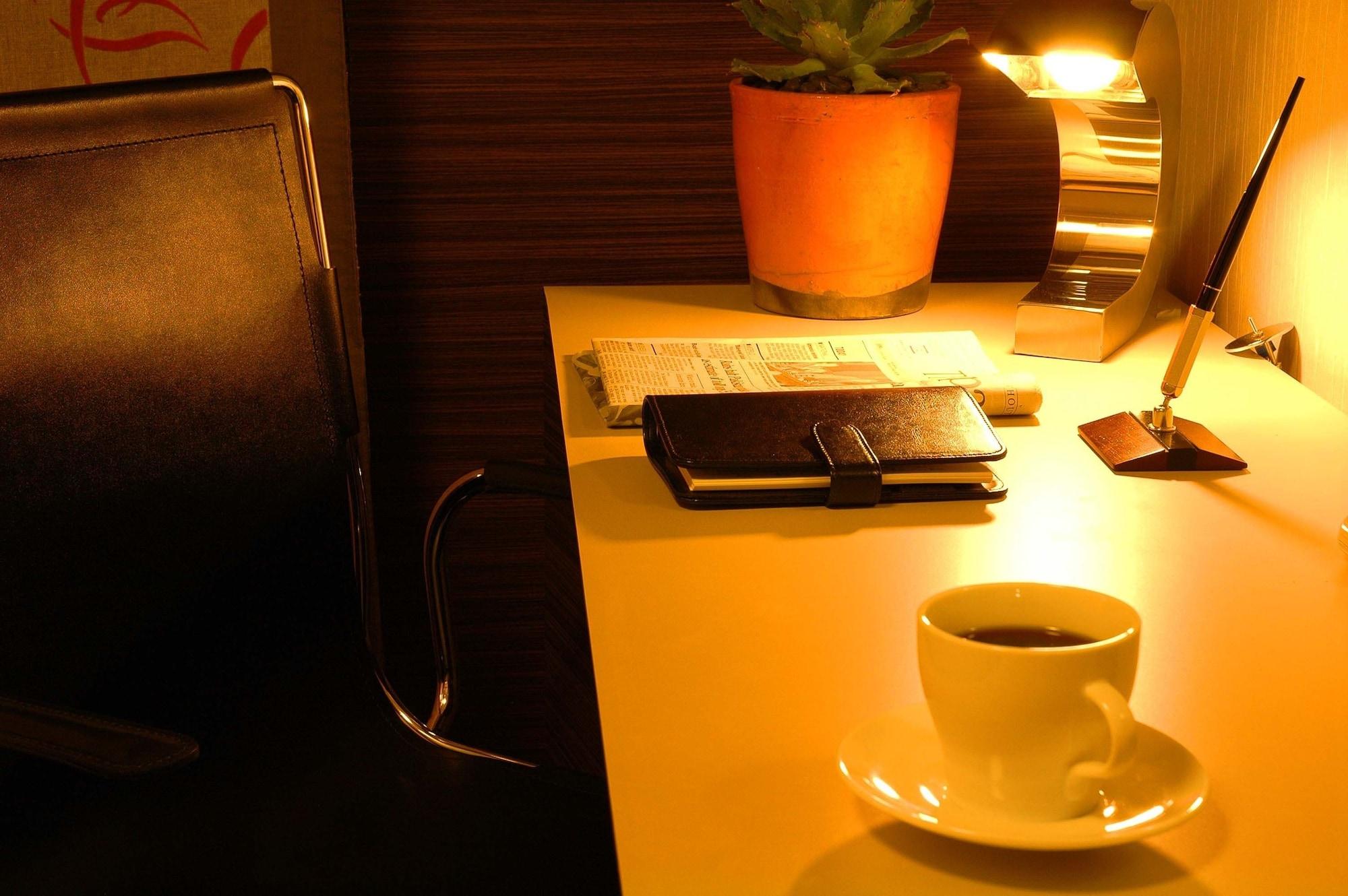 Hotel Villa Fontaine Tokyo-Hatchobori Bagian luar foto